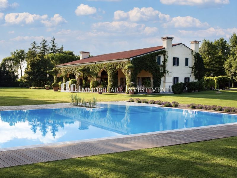 Prestigiosa tenuta equestre con villa alle porte di Padova